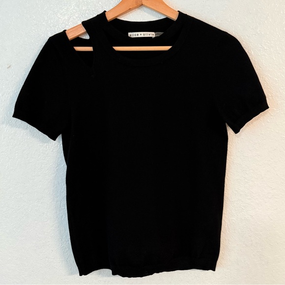 Alice + Olivia Roslyn cutout fitted sweater top size M - Picture 3 of 13
